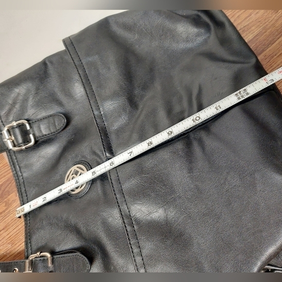 Relic Black Synthetic Double Front Pockets Tote Shoulder Bag - Picture 15 of 16